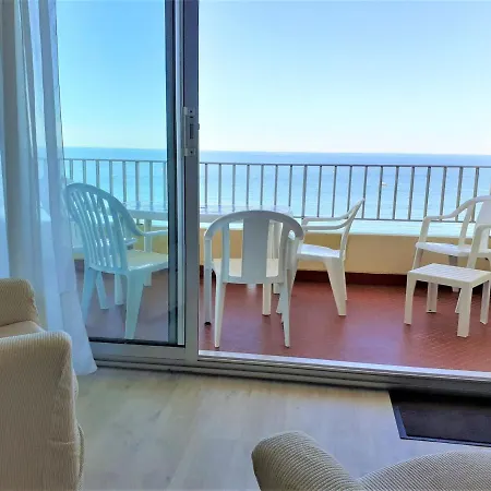 Apartment En Bord De A Avec Balcon, Parking Et Commodites A Proximite ! - Fr-1-392-31